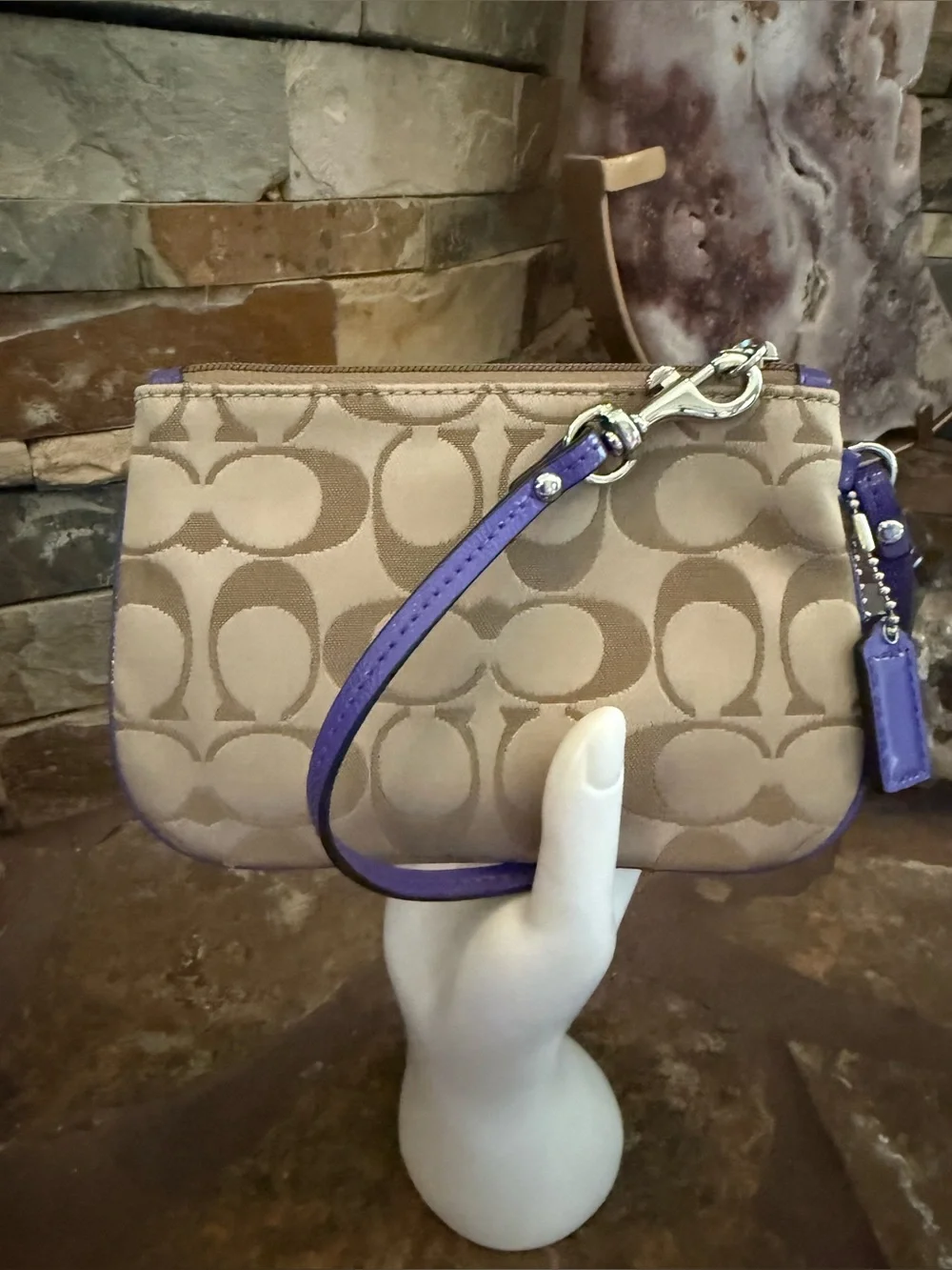 Coach Signature C Poppy Wristlet New